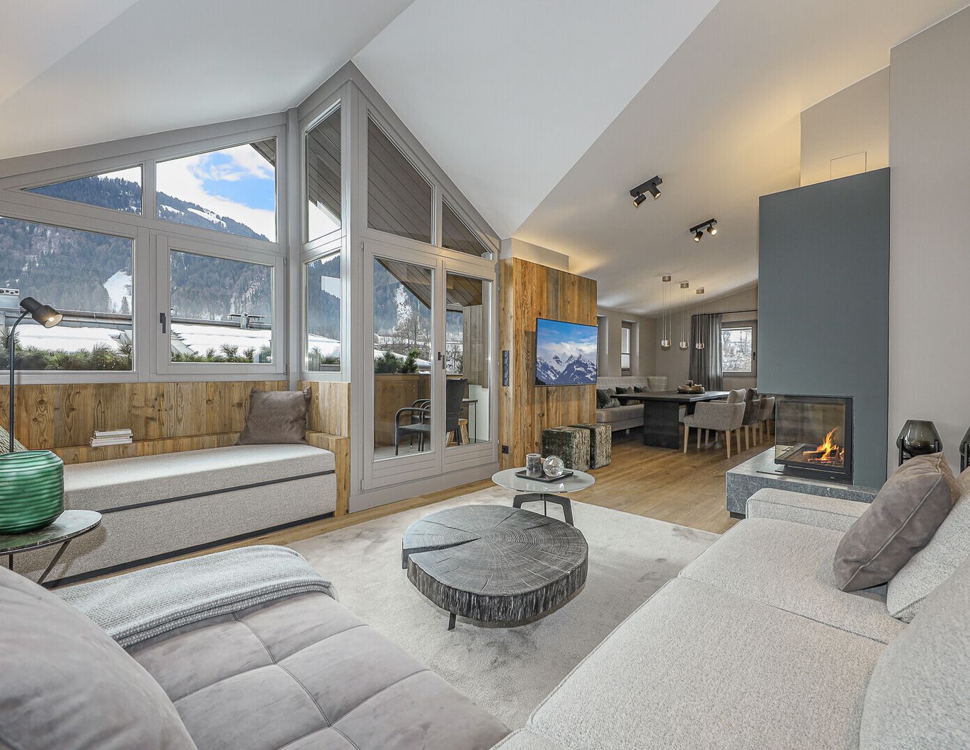 Exklusives Penthouse mit Streif-Blick direkt am Golfplatz