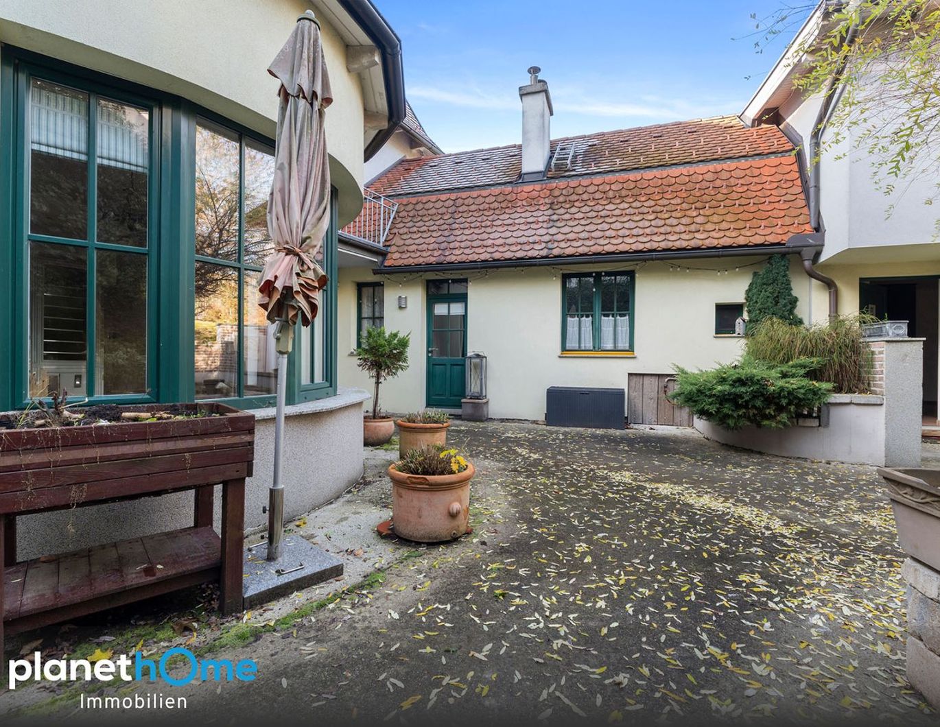 Familienfreundliches Mehrgenerationenhaus mit großem Garten