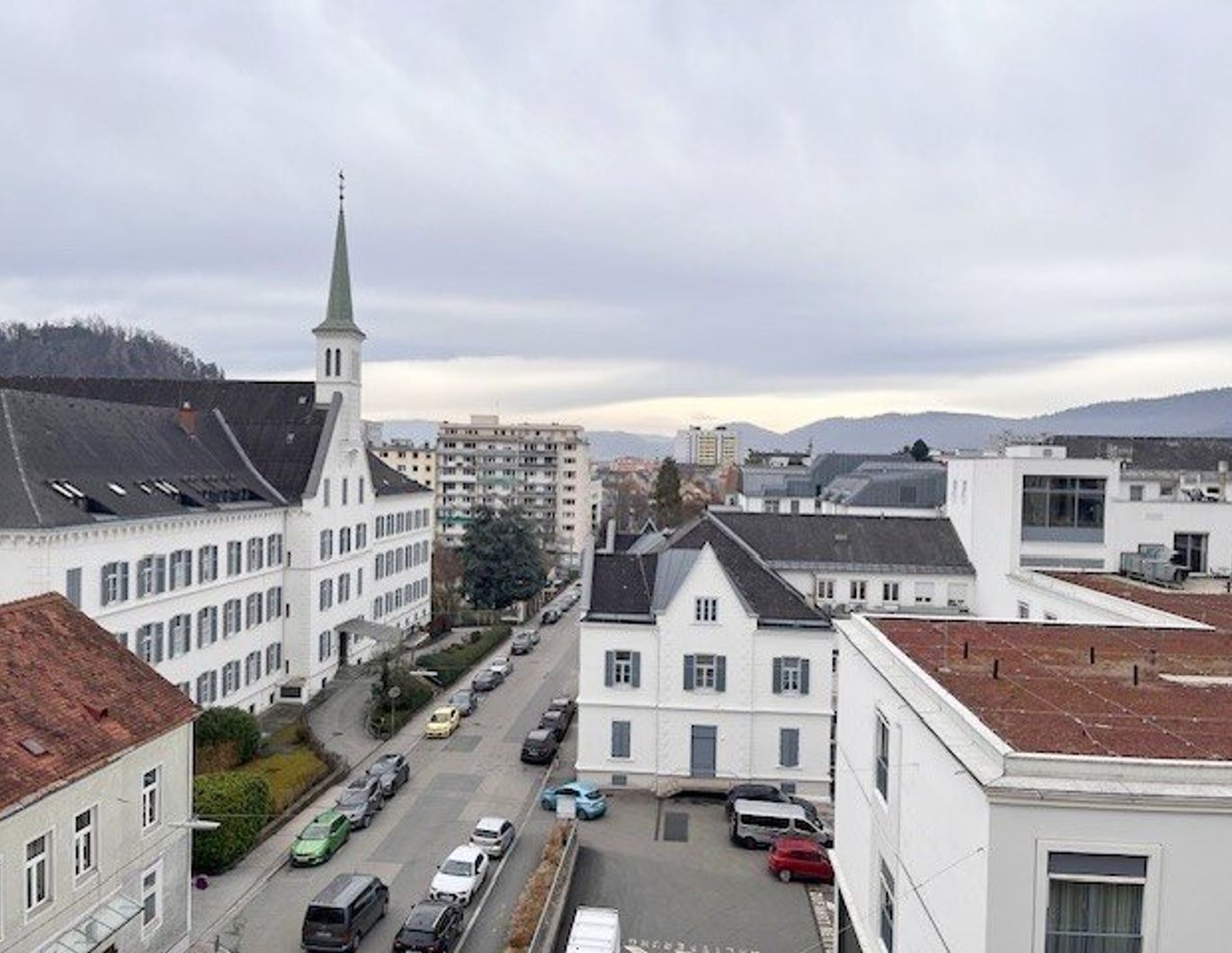 3 Zimmerwohnung mit schöner Fernsicht