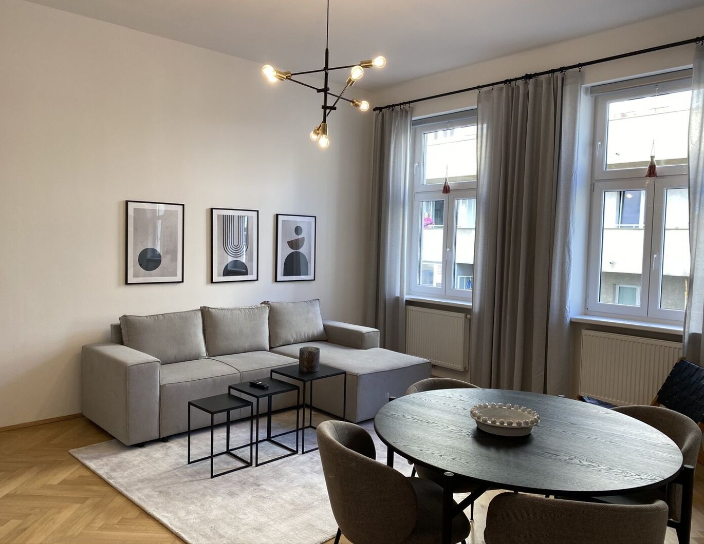 Direkt beim Hauptbahnhof | Vollmöbliertes City-Apartment | zwei Zimmer und Abstellraum