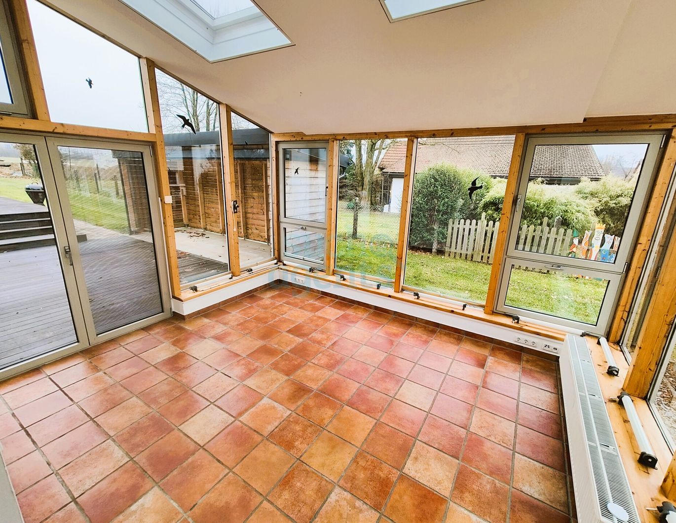 Einfamilienhaus mit Pool, Sauna, Wintergarten & großem Grundstück in Ruhelage