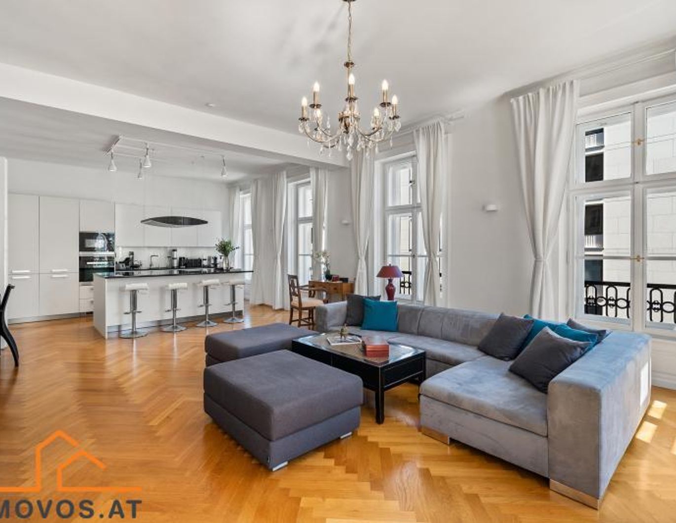 Ganz Nahe der Staatsoper! Einzigartige Altbauwohnung in Toplage und Zustand!