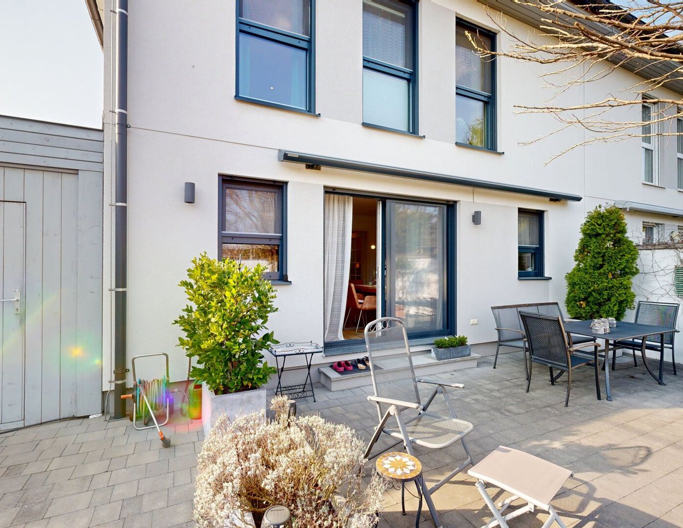 Moderne Doppelhaushaelfte mit Garten in Gerasdorf - Erstbezug 2016