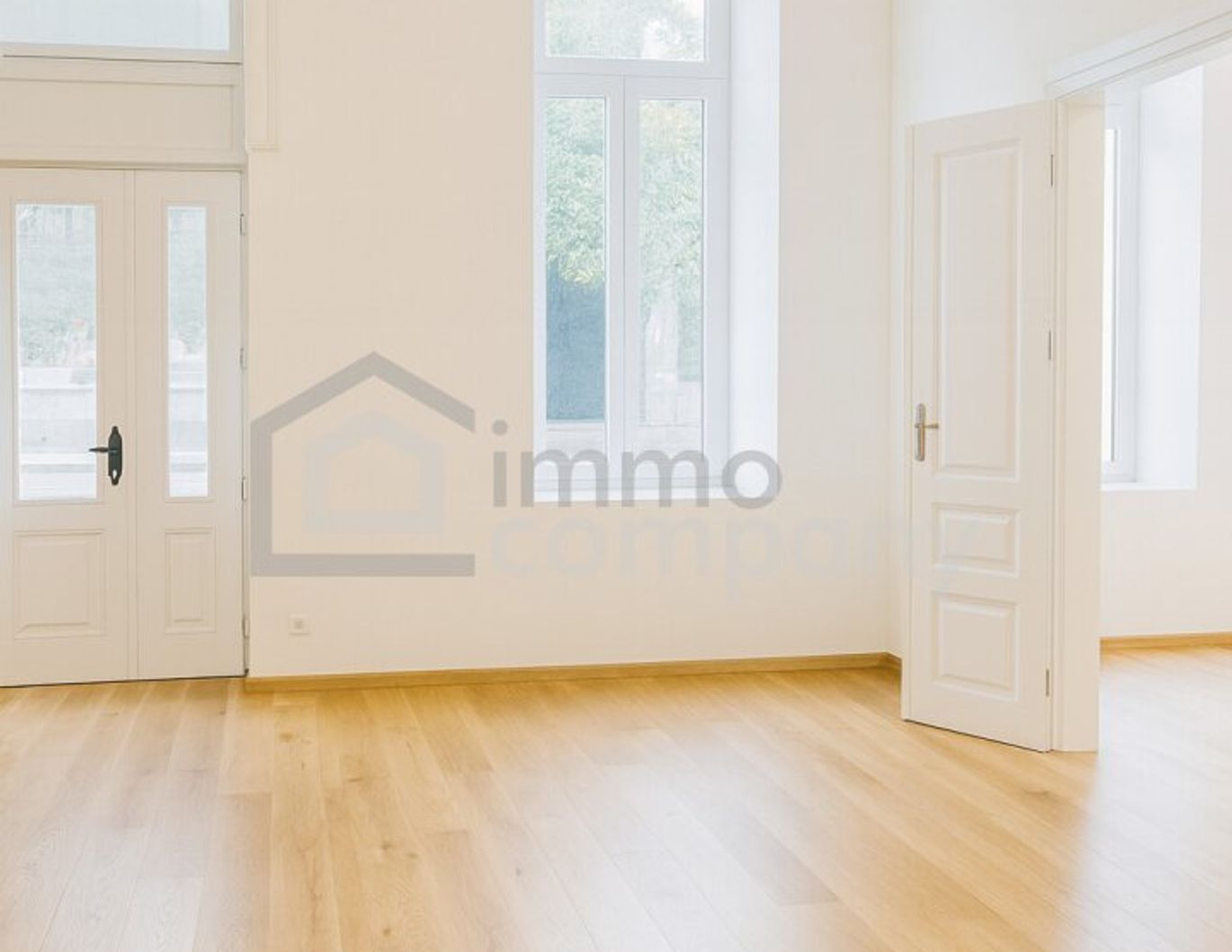 Moderne Wohnung zum Wohnen oder für Ihr neues Geschäft: einen Schönheitssalon, ein Café, eine Praxis! 3. Bezirk! U3