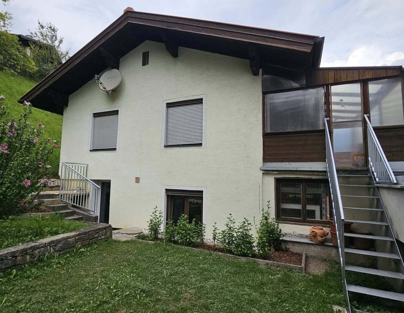 Ein Haus für die Familie - zentral und ruhig mit großem Garten