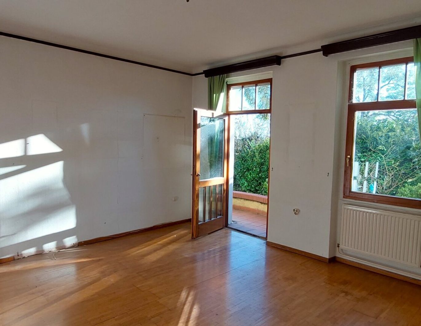 Beste Lage Neusiedl am See: 3 Terrassen, 10 Zimmer, 230m² Wohnfläche, Garten & Seeblick