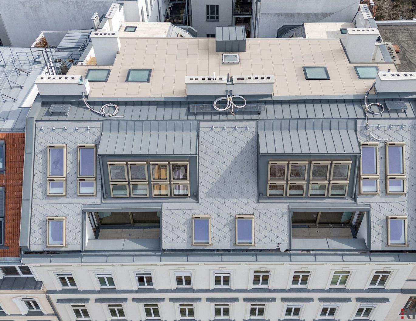 Erstbezug (BJ 2023/24) Loggia-Wohnung | 2 Minuten zur Mariahilferstr. | 7m² Freifläche | 2 Minuten zur U6 und U3