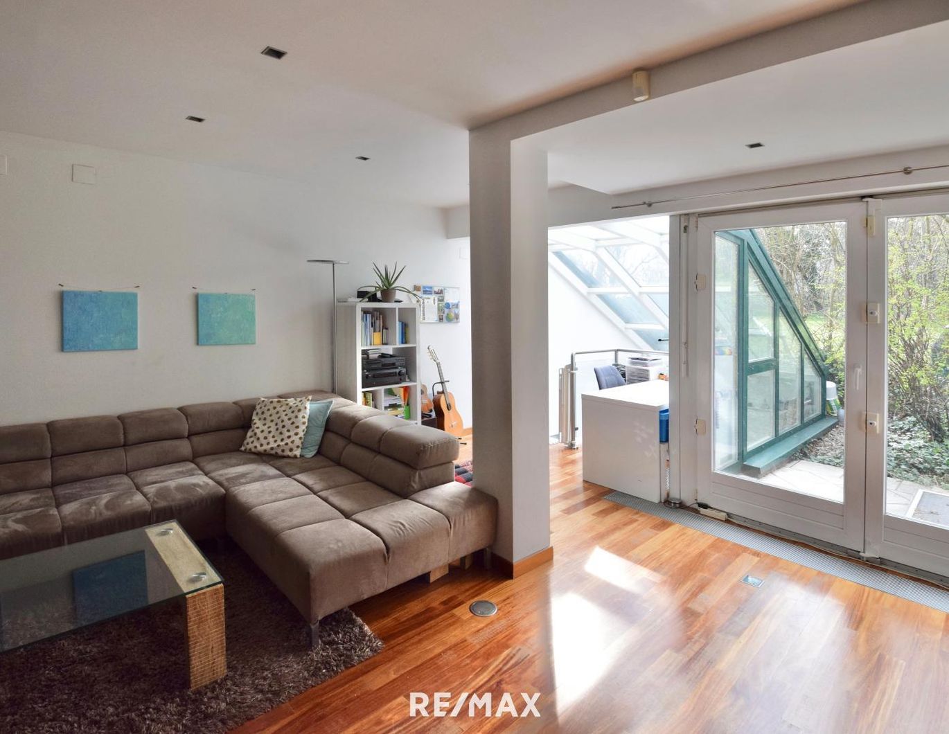 Luxus-Garten-Wohnung in Ober St. Veiter Bestlage