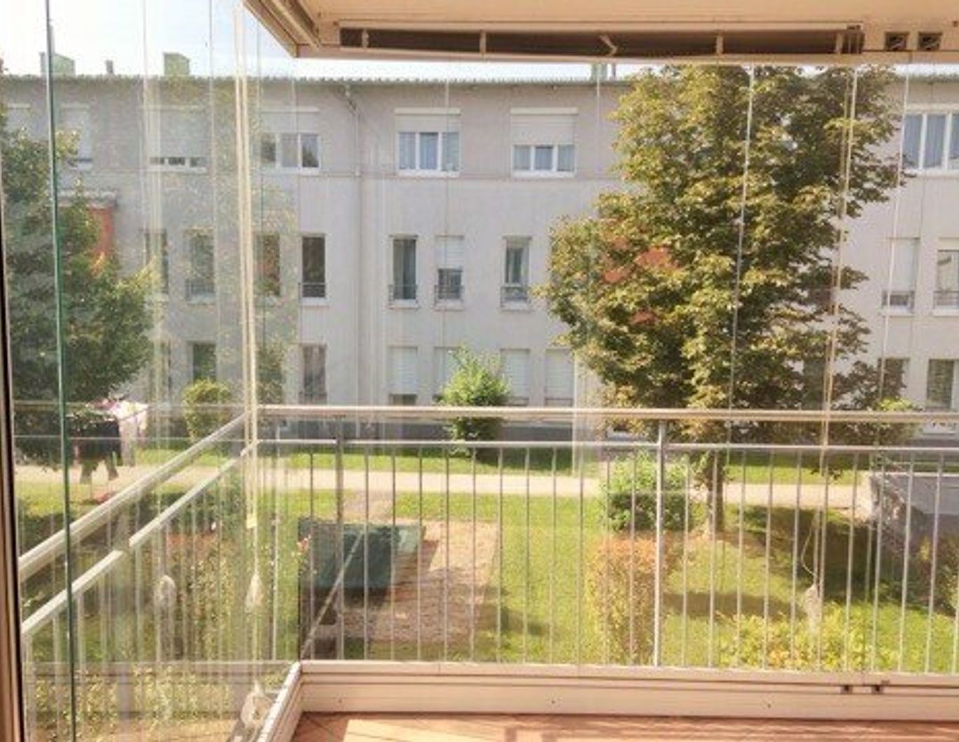 HELLE & SONNIGE 74 m² WOHLFÜHLWOHNUNG // 3 Zimmer, 1. OG, TG-Parkplatz, am FROSCHBERG