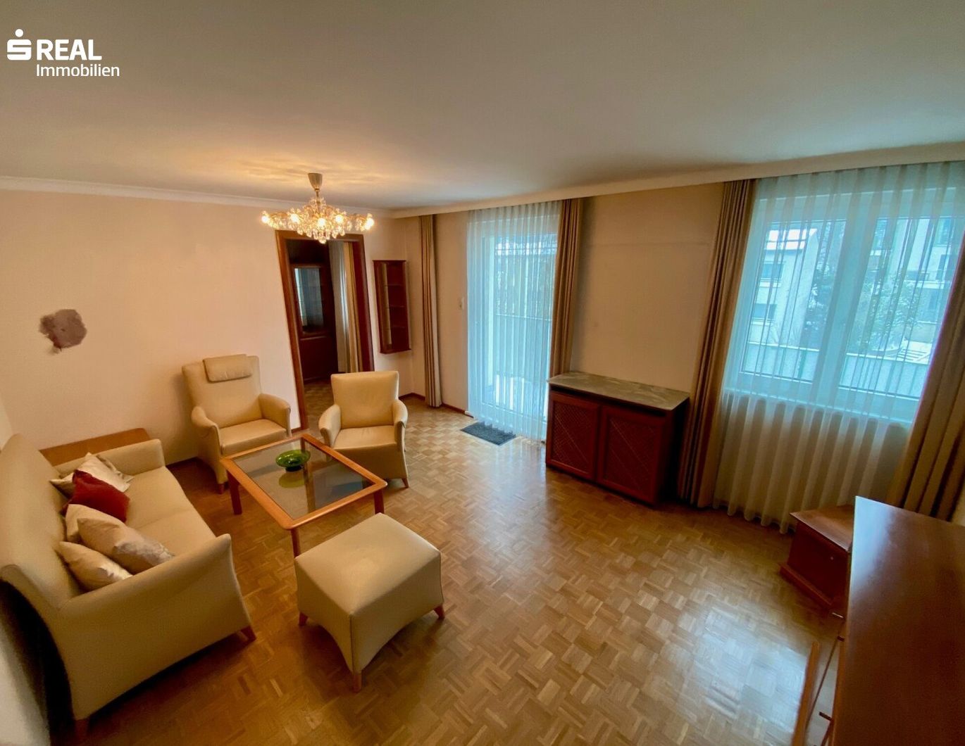 Schnäppchen, 3 Zimmer, Terrasse, Kellermagazin.