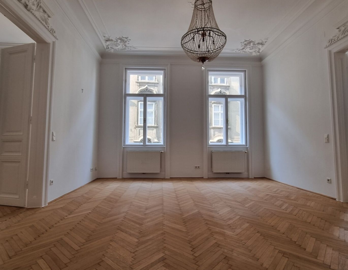 Klassischer Altbau, 5 Zimmer, Nähe Judenplatz