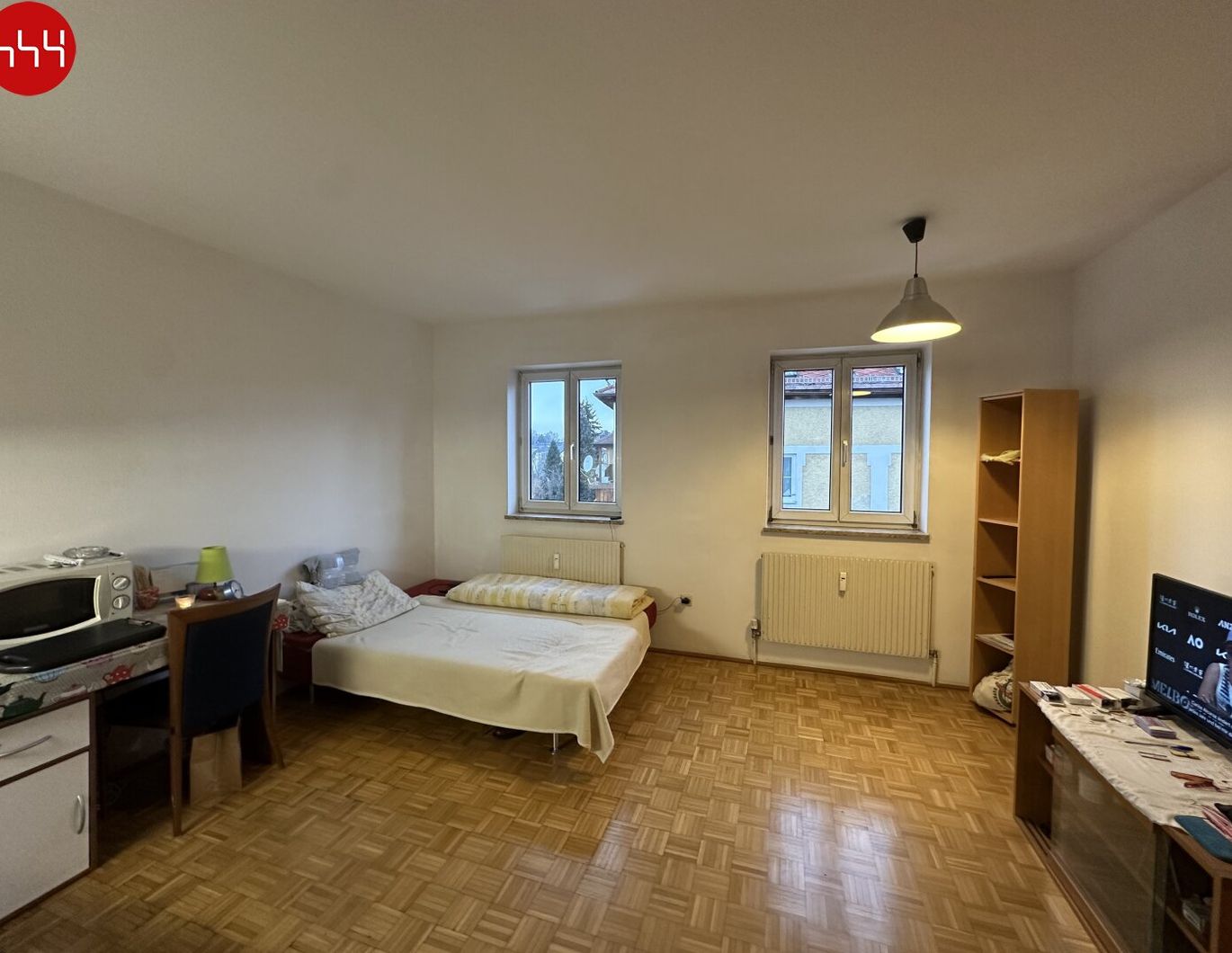 Kleingarconniere in Itzling mit Tiefgaragenstellplatz