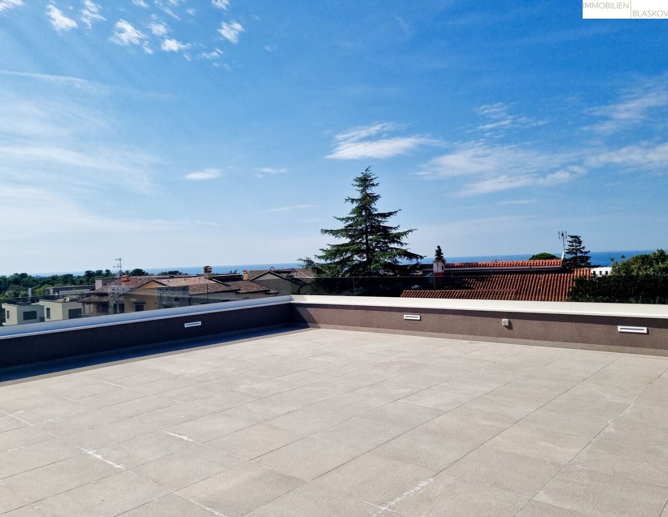 PENTHOUSE-LIEBHABER AUFGEPASST! Exklusives Wohnerlebnis zwischen Himmel und Meer