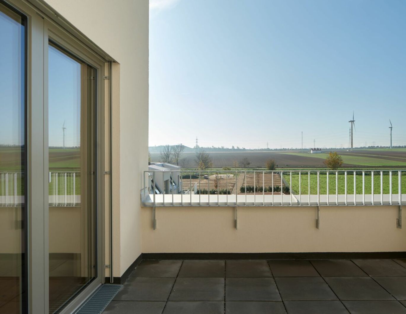 PROVISIONSFREI! gut geschnittene und helle 4-Zimmer-Wohnung mit Terrasse_Top 22_Kleegarten
