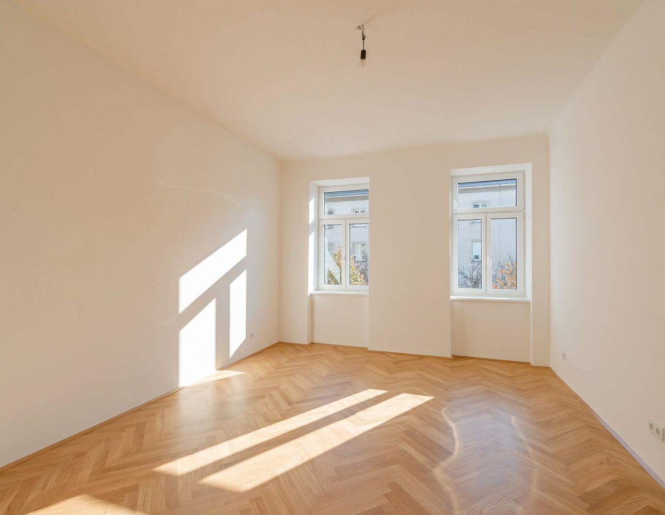 ++NEU++ großartige 2-Zimmer Altbauwohnung mit Loggia (Erstbezug) - TOPLAGE!