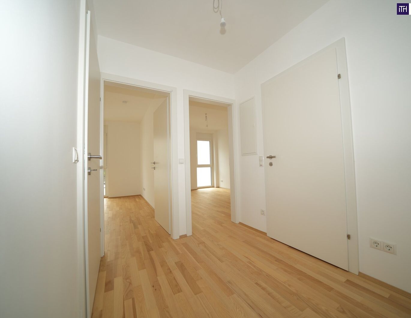 AUSSERGEWÖHNLICH! FELDKIRCHEN BEI GRAZ: NEUBAU MIT TOP-AUSSTATTUNG! Tischlerküche & 3 Zimmer - eine Wohnung zum Verlieben! Vereinbaren Sie JETZT Ihren Besichtigungstermin!