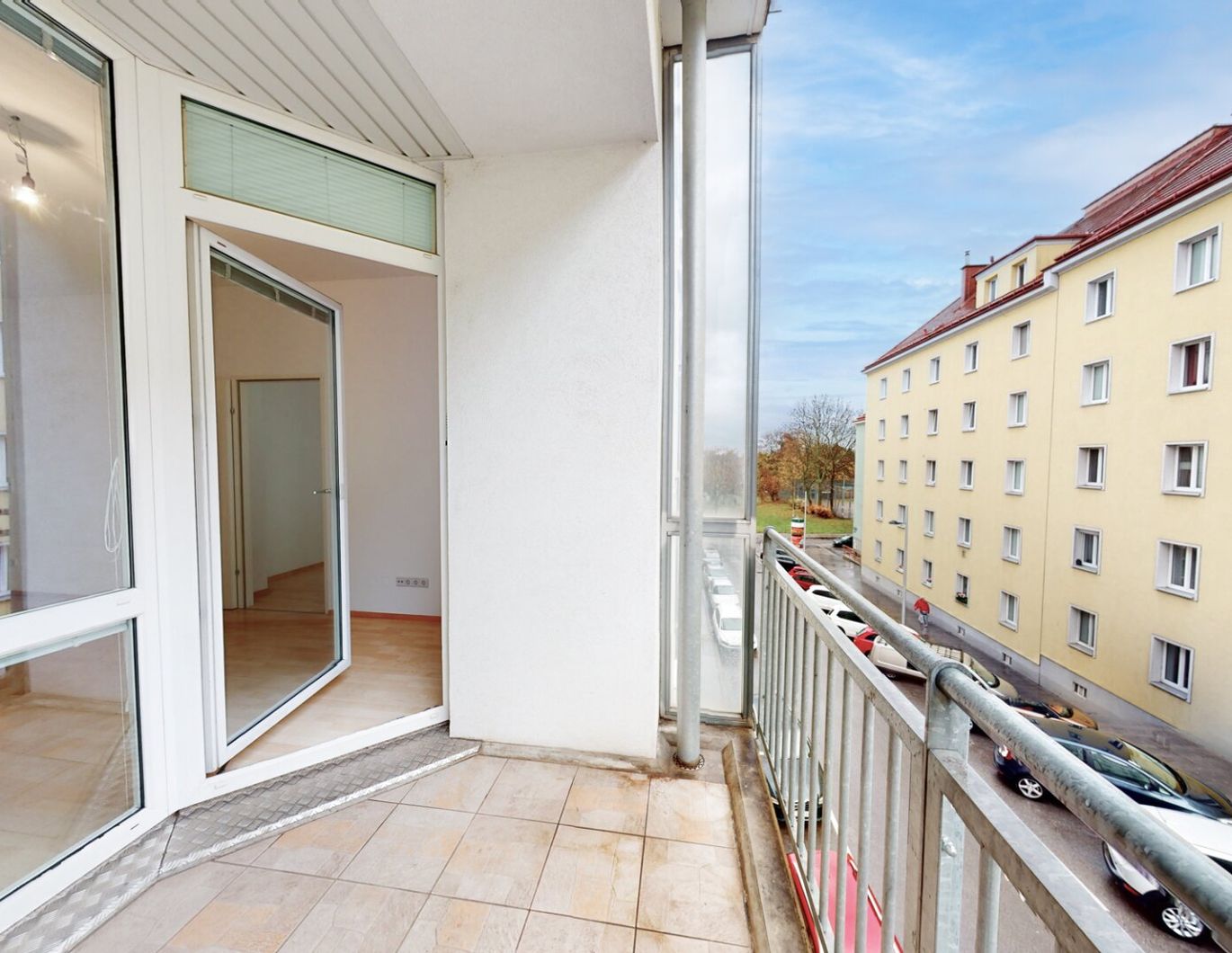 RUHIGE 2 Zimmer Neubauwohnung mit LOGGIA beim KONGRESSPARK