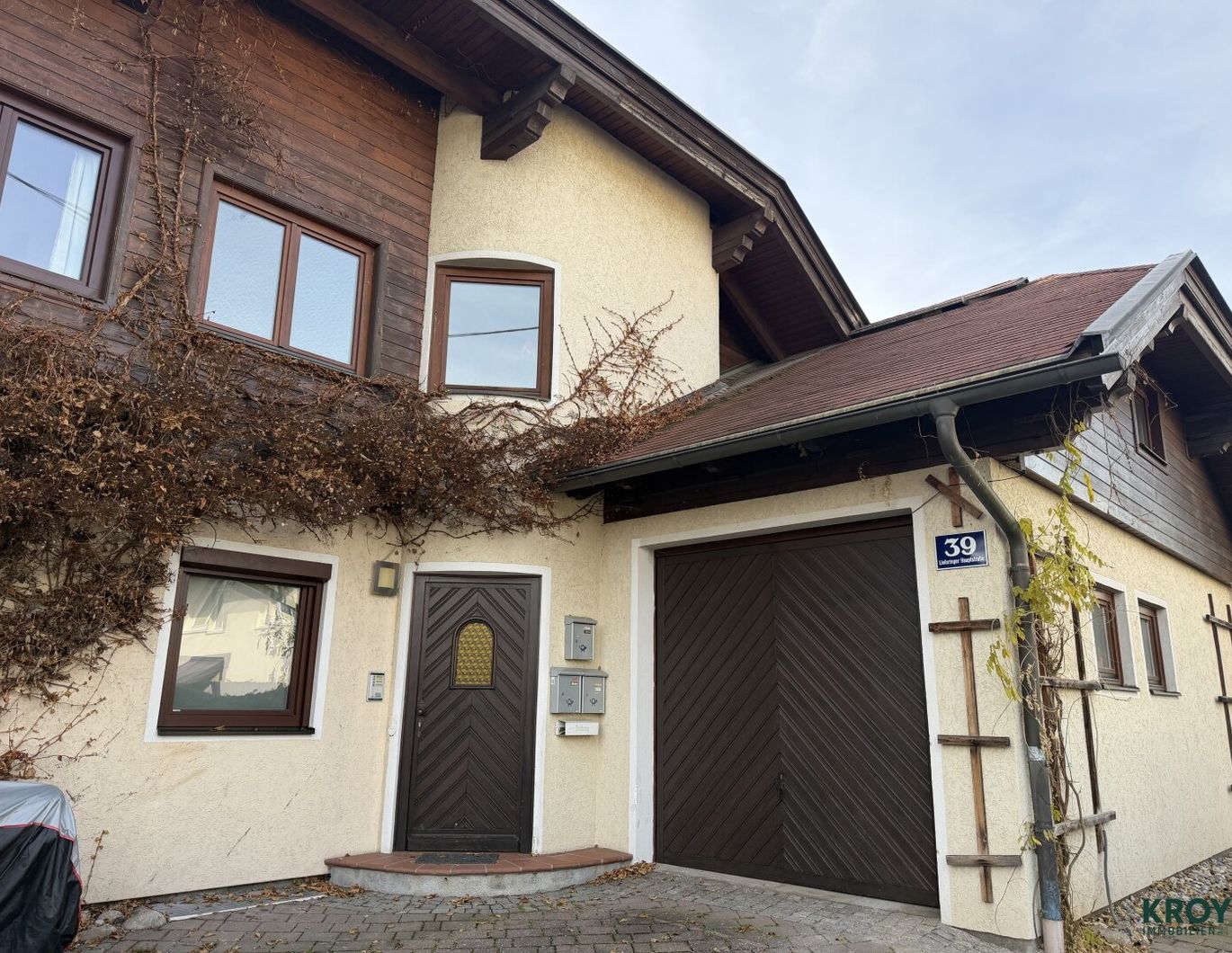 Sonnige 2-Zimmer Dachgeschoßwohnung mit Süd-Balkon