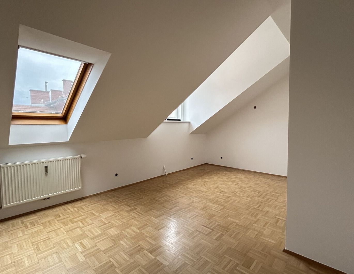 Geidorf - Sanierte 1-Zimmer-Dachgeschosswohnung mit Lift