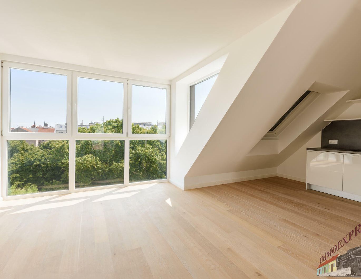 Erstbezug, Sonnendurchflutete 2-Zimmer Wohnung im Dachgeschoss + 33 m² Südwest-Dachterrasse!!