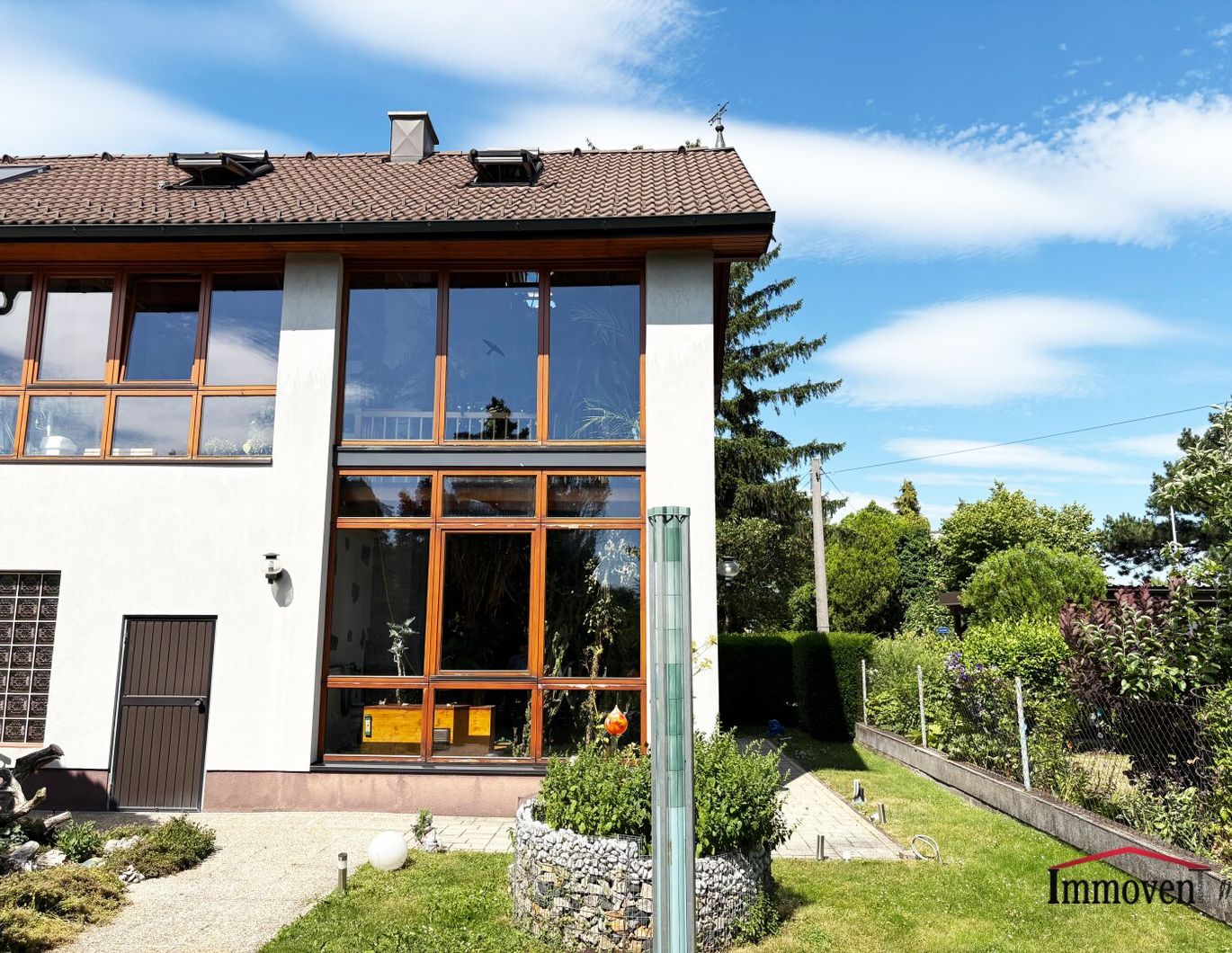KOFFER PACKEN UND EINZIEHEN - großes Ein- bzw. Zweifamilienhaus mit Garage in St. Pölten (Wagram)