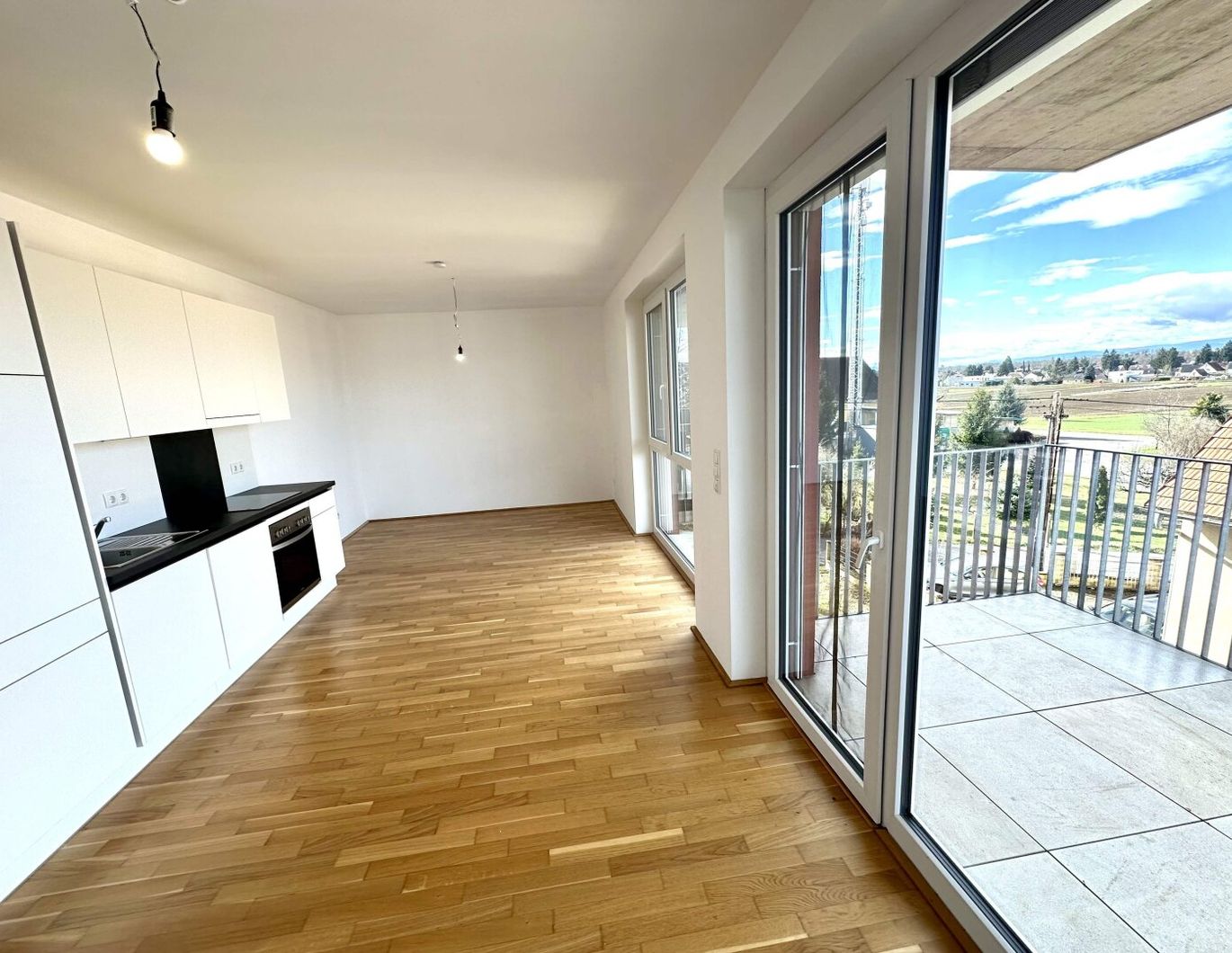 PROVISIONSFREI - Perfekt aufgeteilte, sonnige 2-Zimmer-Wohnung mit Balkon und KFZ-Abstellplatz in einem modernen Neubau