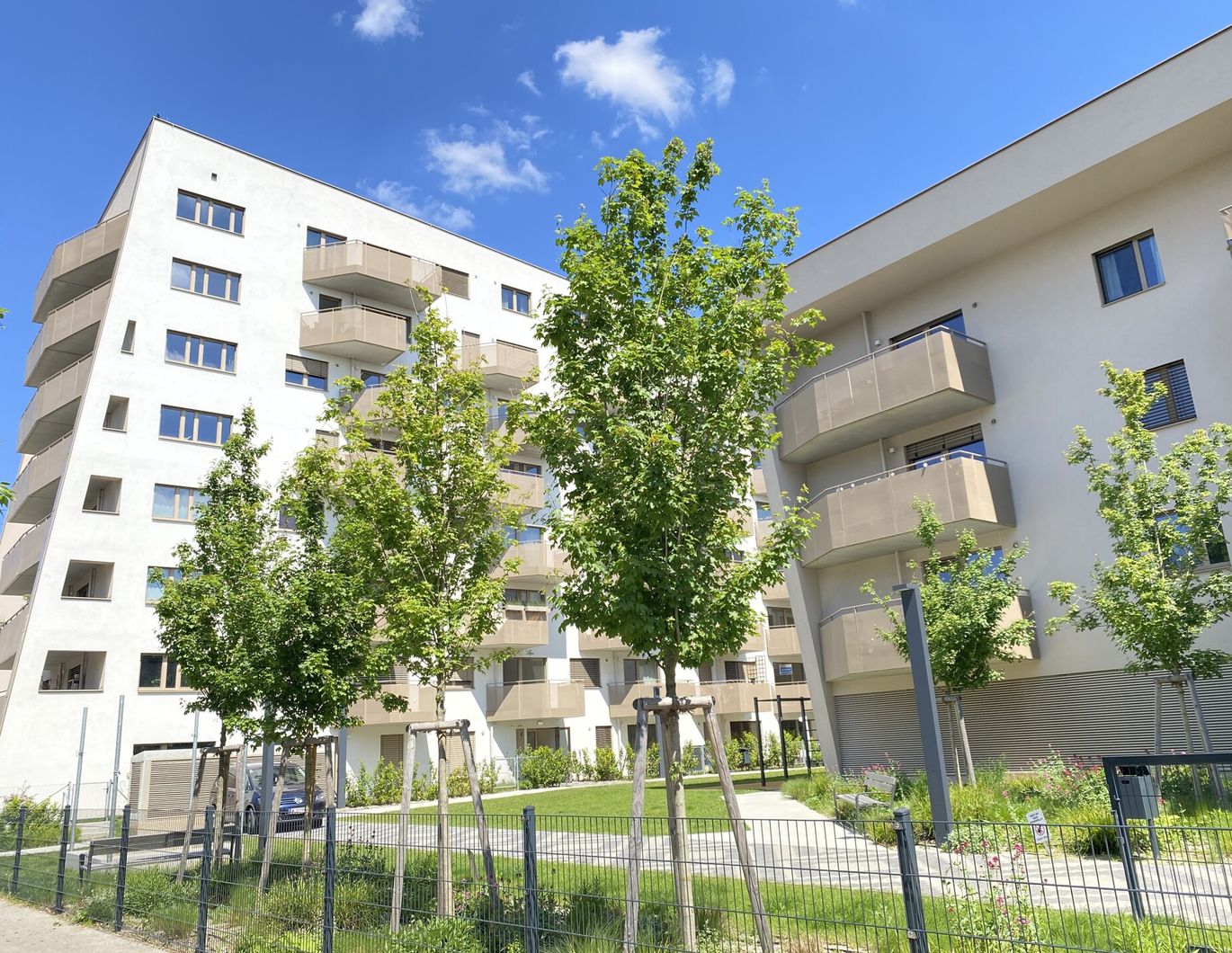 Family Living mit Balkon - 3-Zimmer-Wohnung mit top Anbindung - bezugsfertig zu kaufen in 1140 Wien