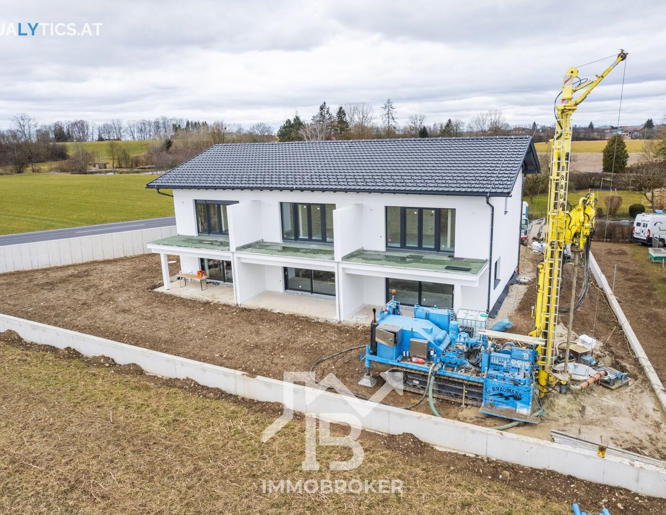 Neues Reihenhaus mit schönem Garten und hochwertiger Ausstattung - ERSTBEZUG