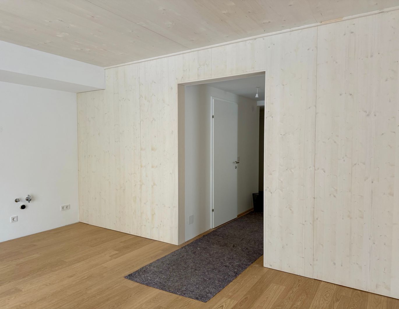 GRÜNE STADTVILLEN - 3 Zimmer mit sonnigem Innenhof-Balkon | Südseite - Holzbau | Provisionsfrei!