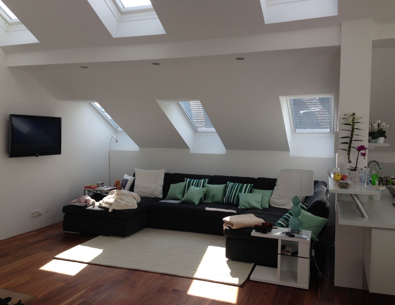 Stilvolle Dachgeschosswohnung mit außergewöhnlicher Dachterrasse