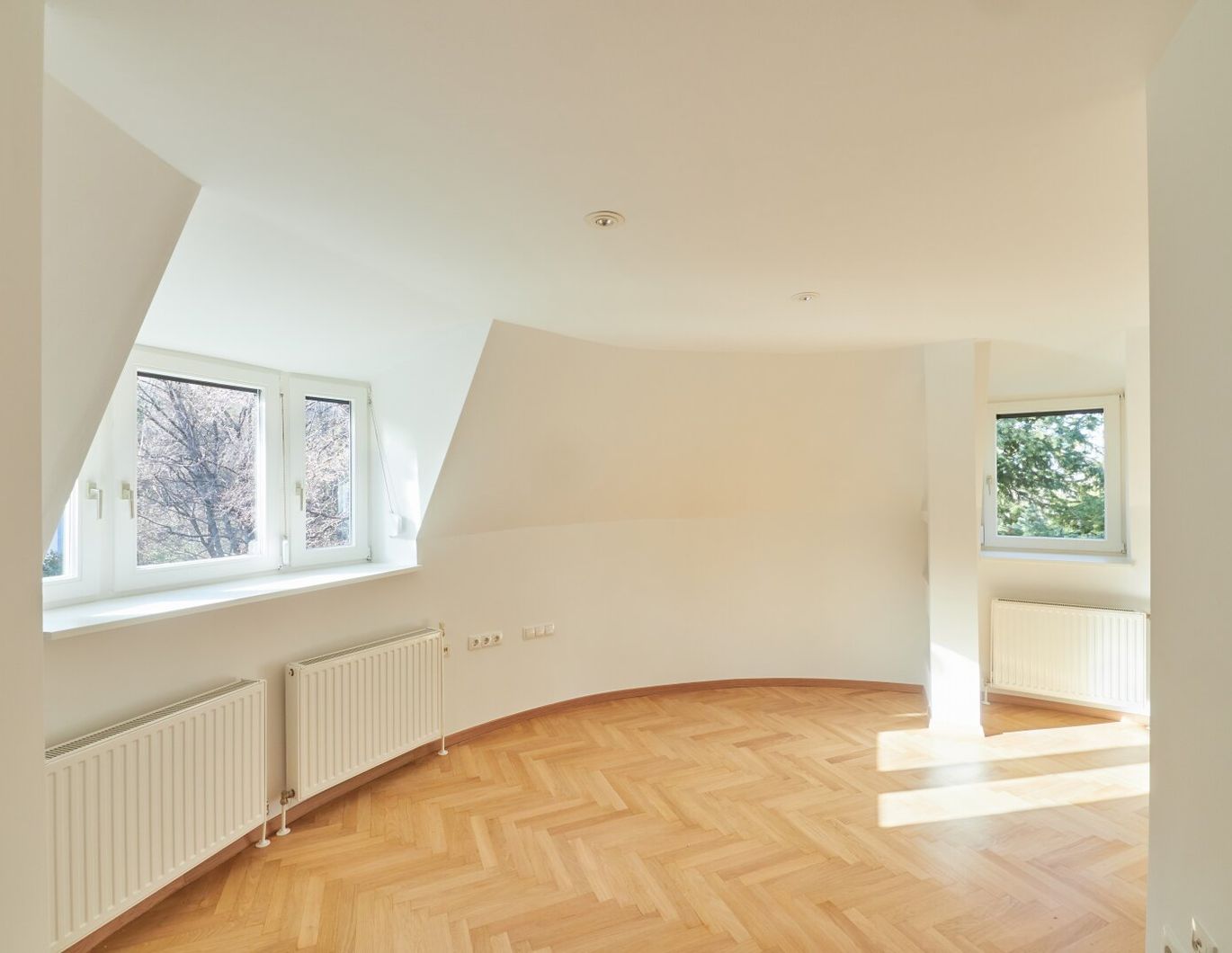 Sonnige 3 Zimmer DG - Wohnung mit Garten in 1130 zu kaufen!