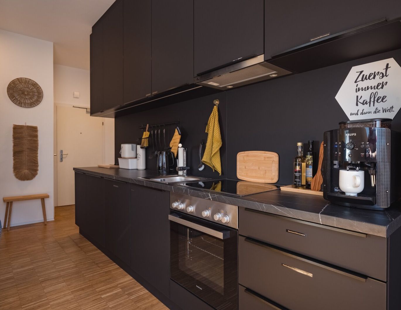 Im Herzen der Grazer Altstadt: Traumhaft schöne Dachgeschoßwohnung in bester Innenstadtlage: 3 Zimmer, 89m², Klimaanlage und Terrasseneinschnitte sind genehmigt und geplant!