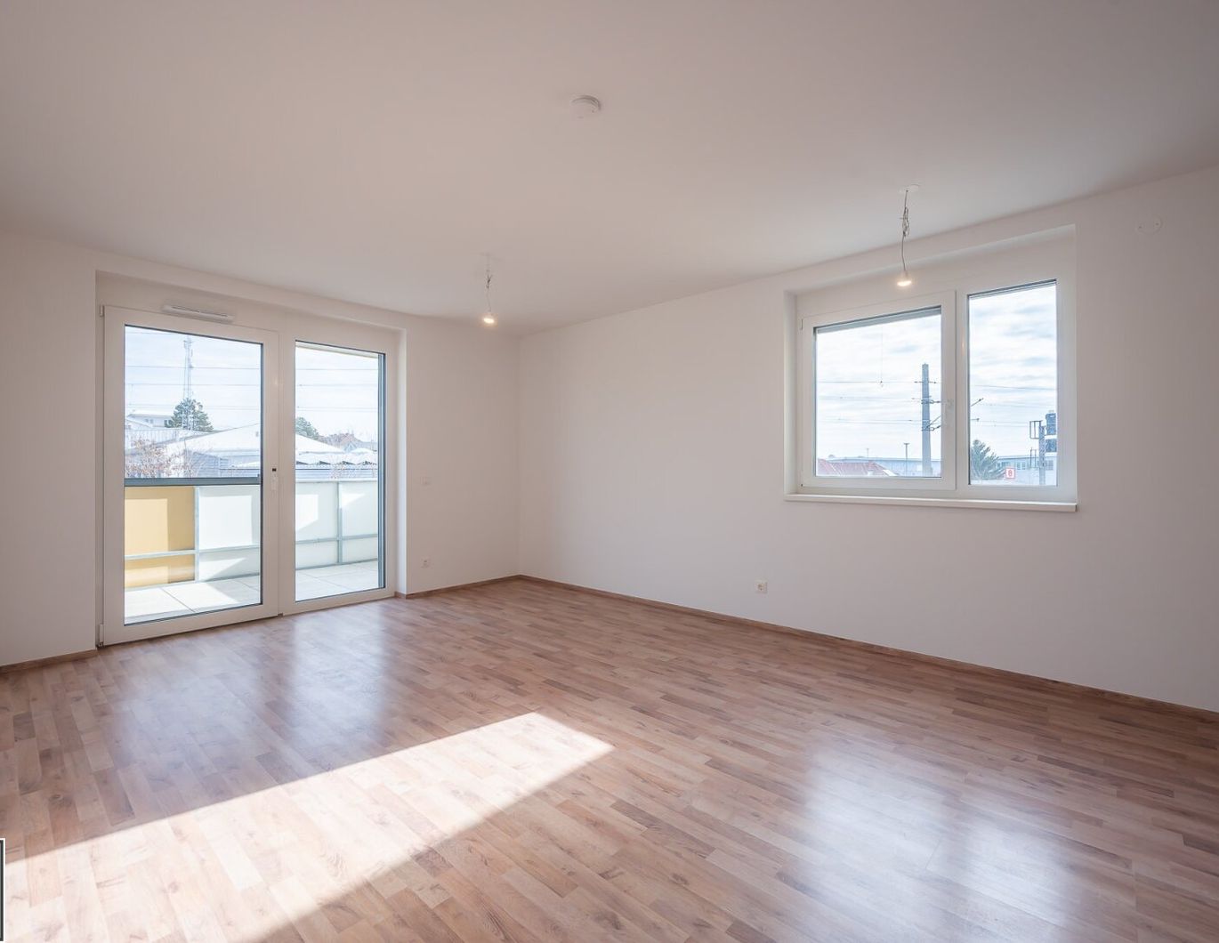 VIDEOTOUR: ideal für junge Paare! 2 Zimmer + Balkon + 2 KFZ-Stellplätze in Eisenstadt nahe Bahnhof! Erst mieten, dann kaufen!