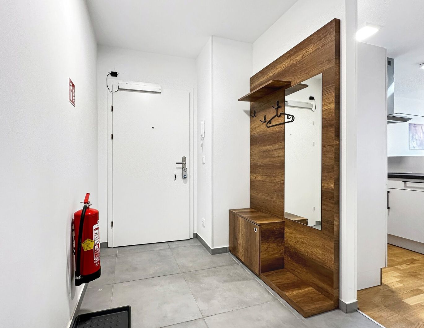 Airbnb | 2-Zimmer Wohnung mit Balkon | Möbliert | 1100 Wien Favoriten