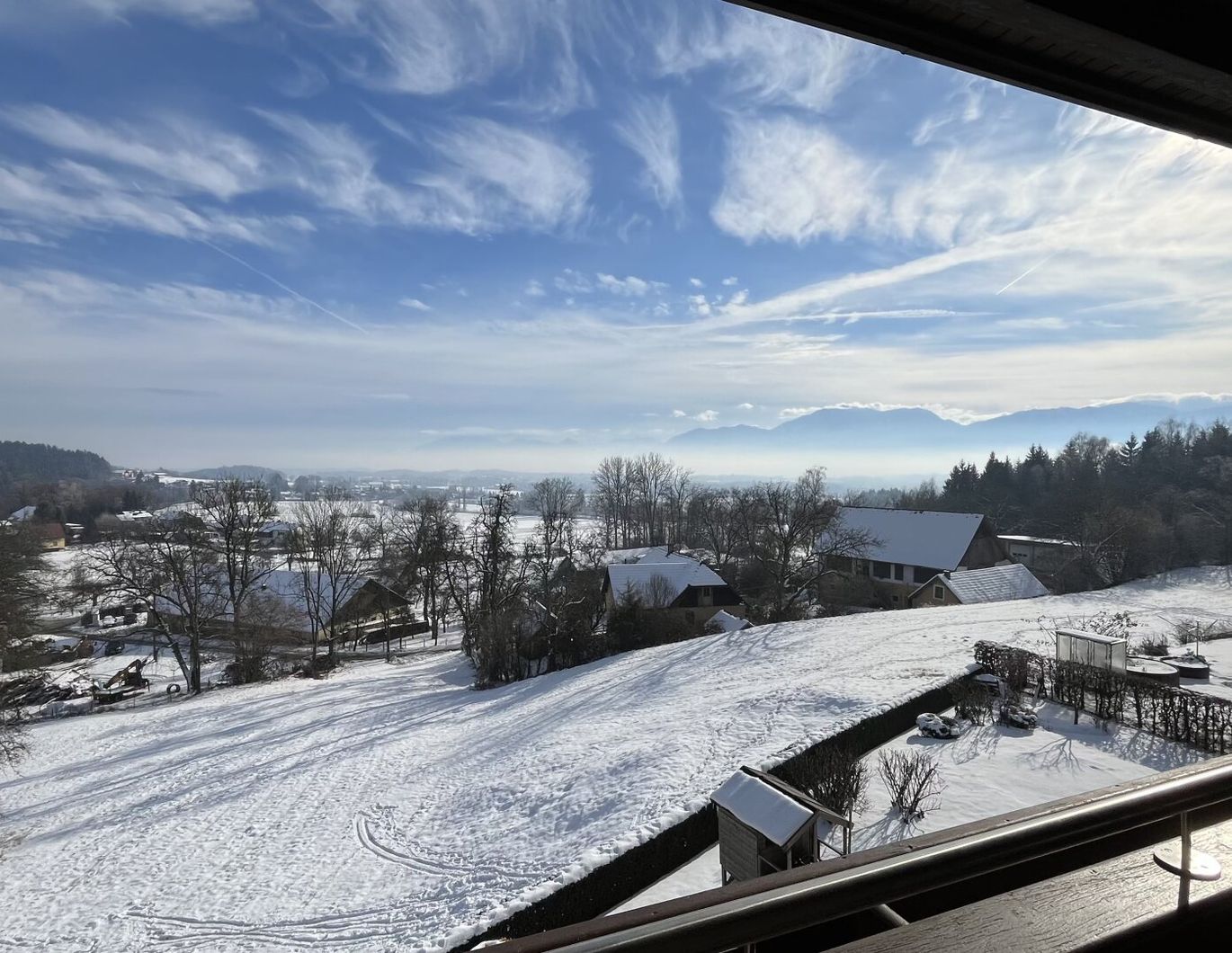 Moderne 3 Zimmer+ Wohnung