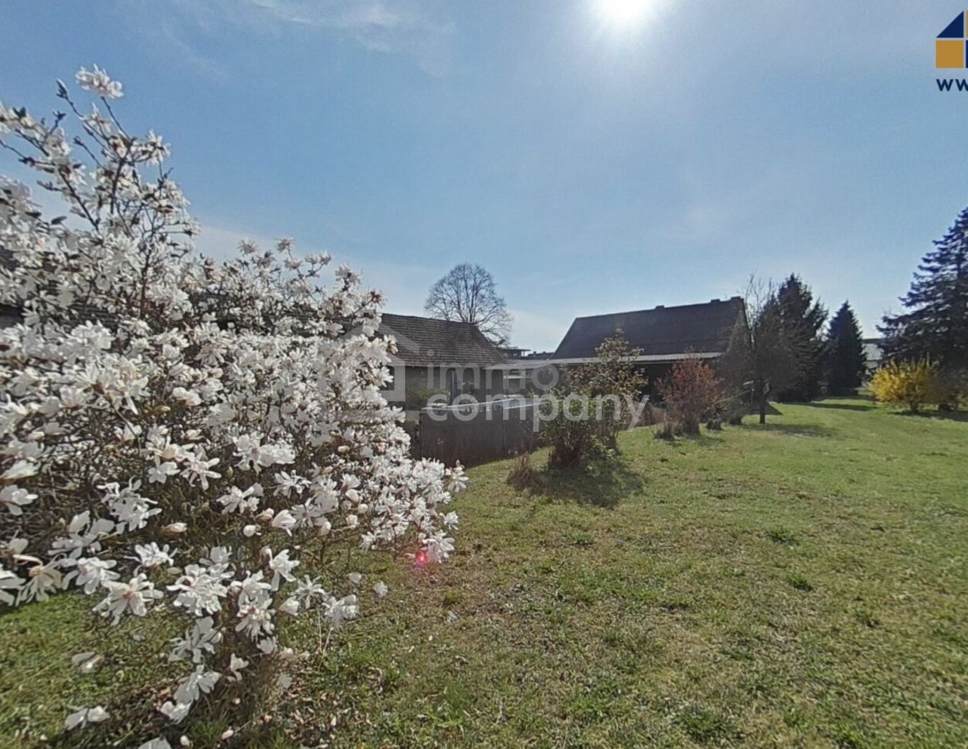 Schönes Stadthaus mit riesigem Garten in Jennersdorf