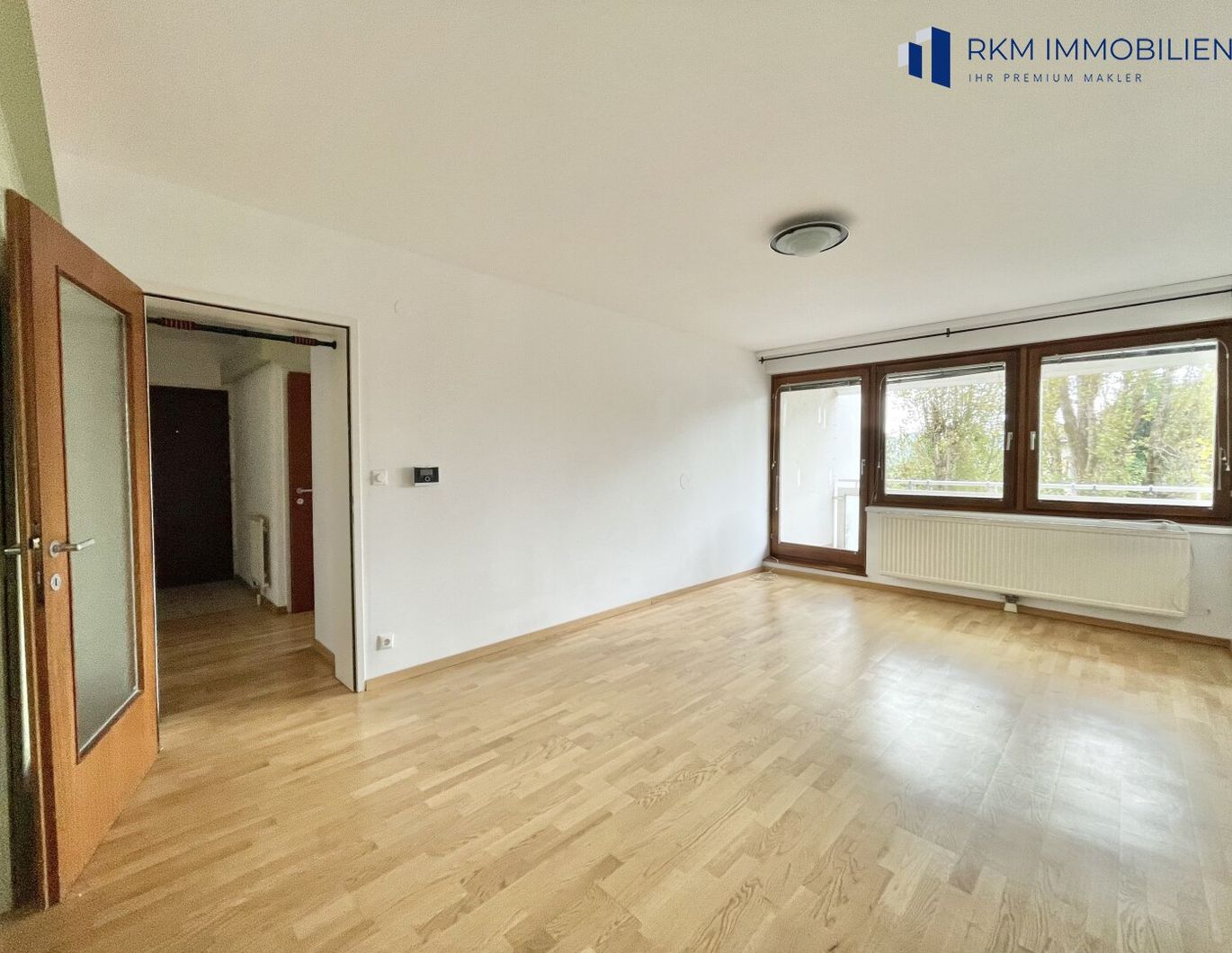 Ruhige helle 3-Zimmer-Wohnung mit Loggia