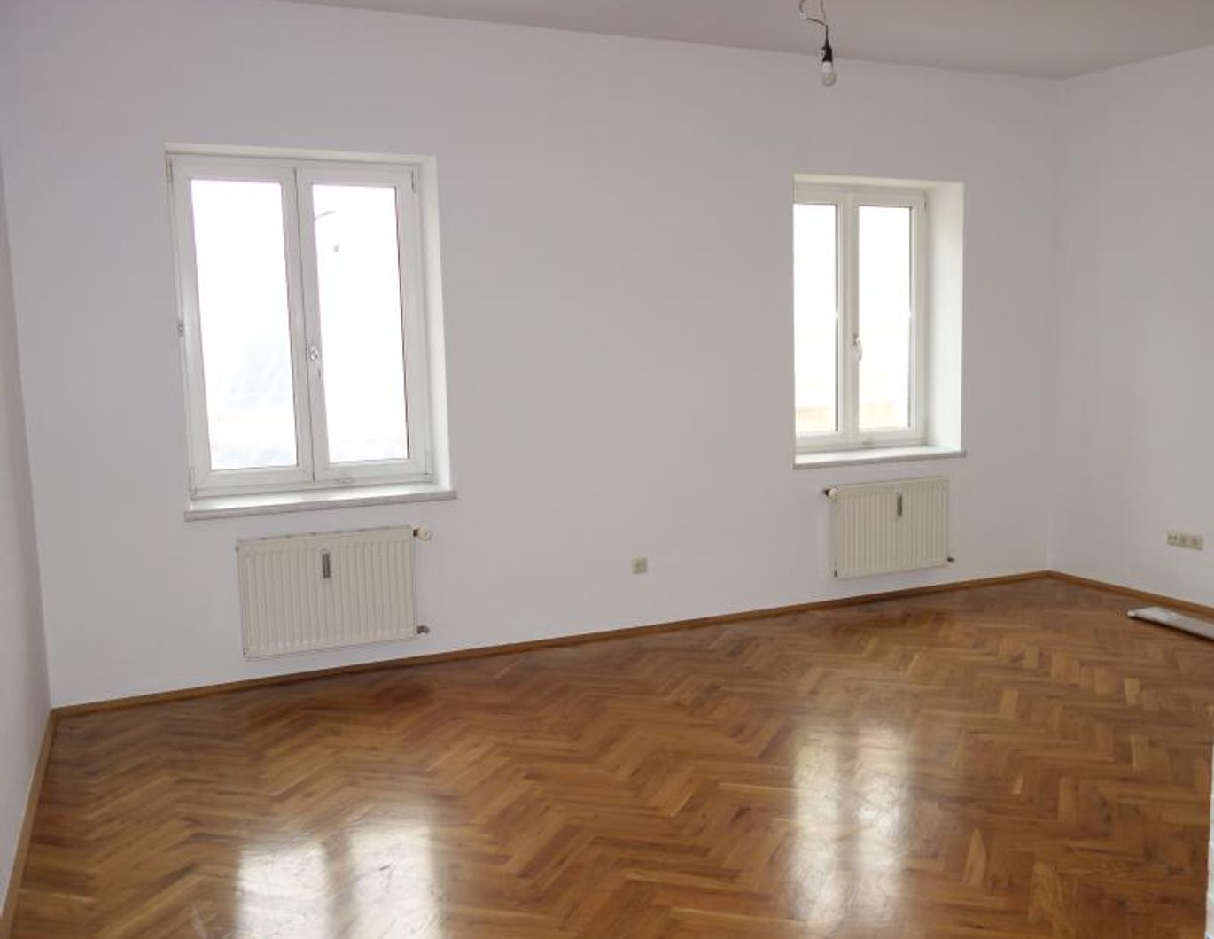 Geräumige Single-Wohnung (46m²) im Zentrum von Fürstenfeld!