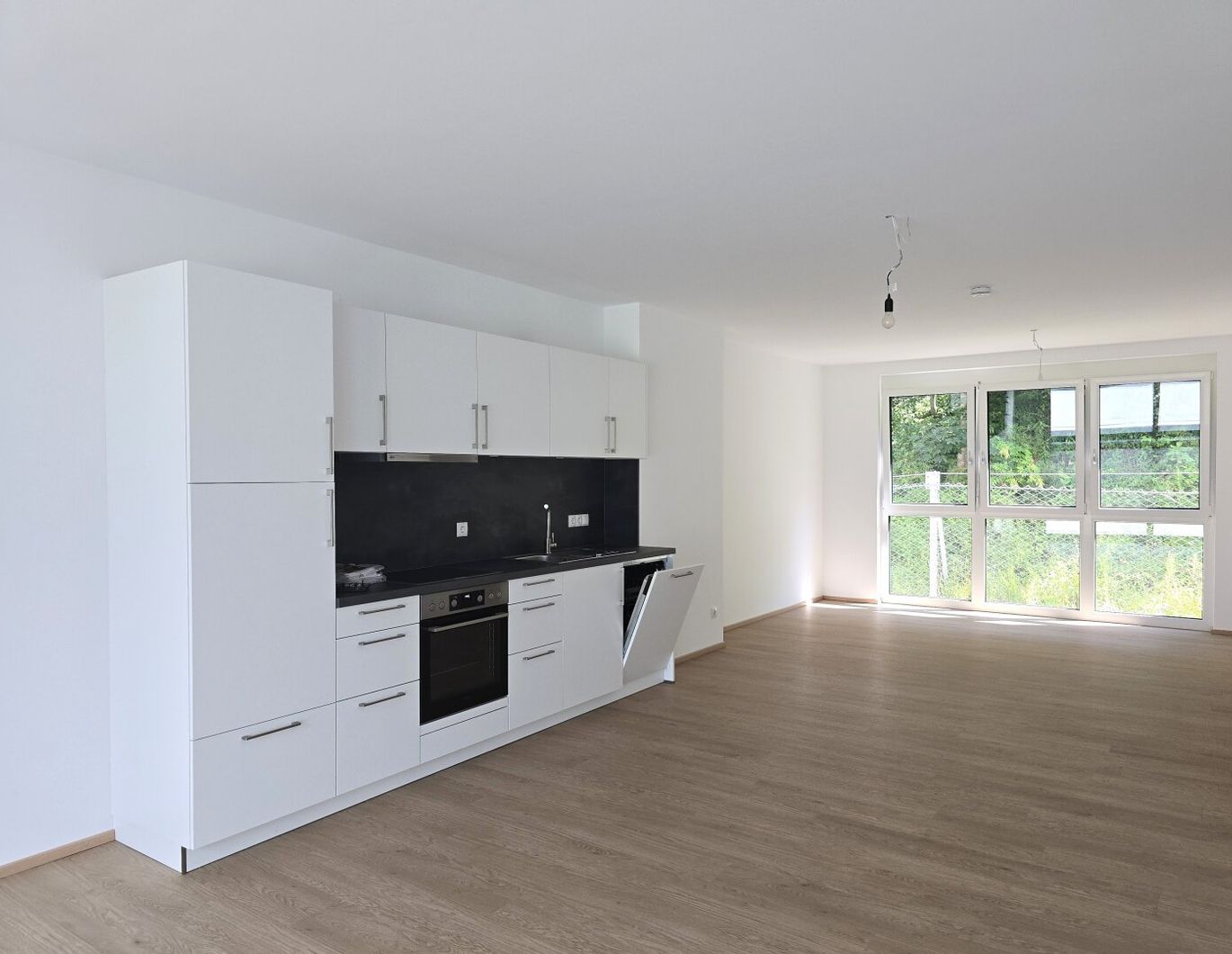 Grün, wohin das Auge blickt - sehr schöne 3 Zimmerwohnung in Volders