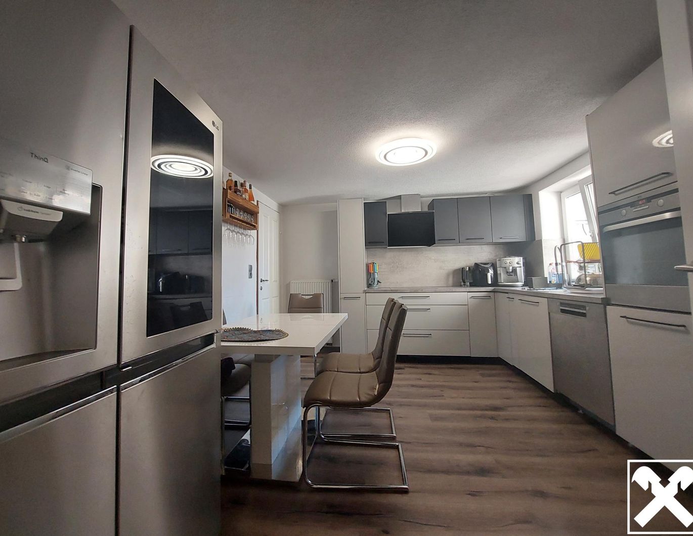 4-Zimmereigentumswohnung im 1. OG mit Garage