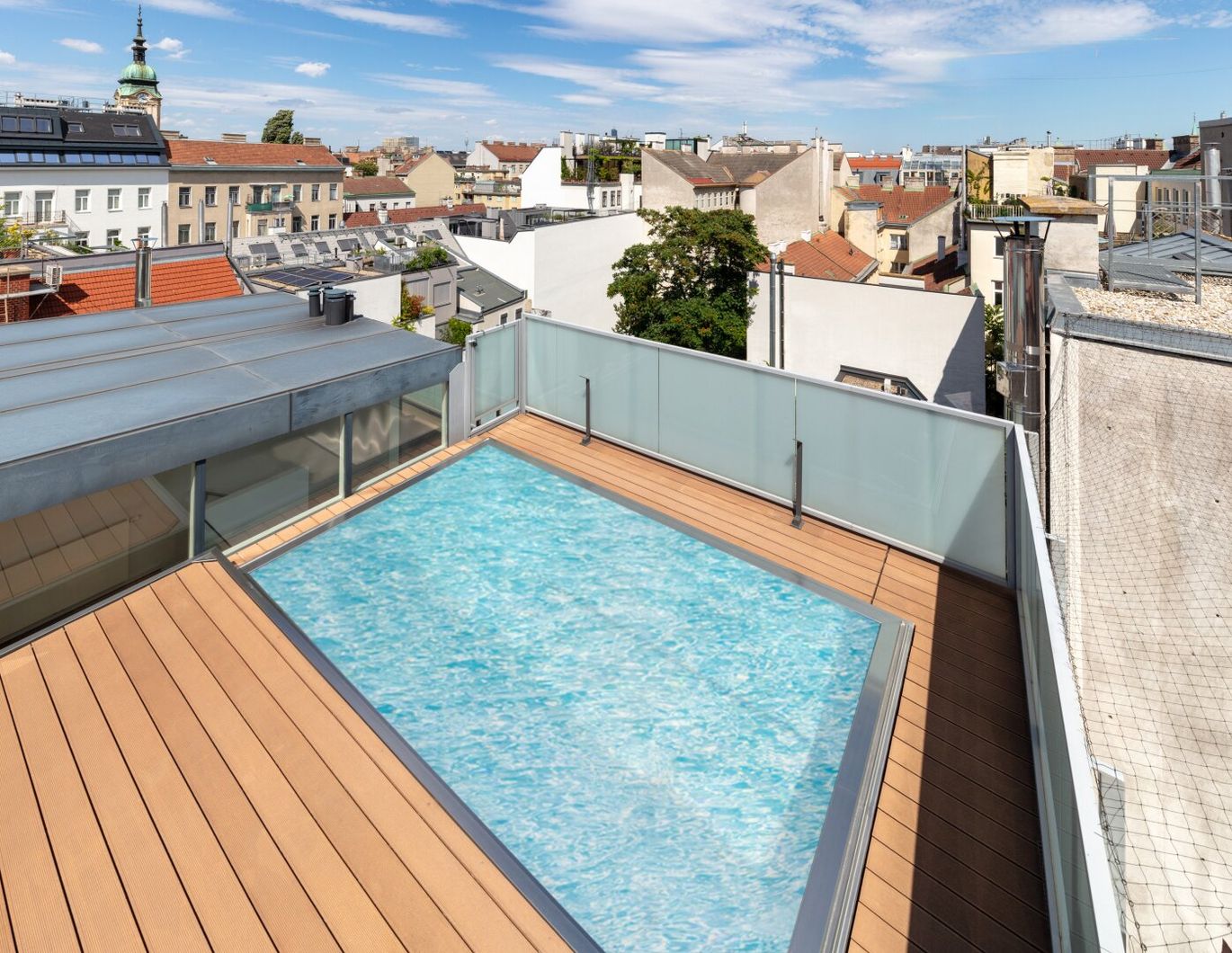 Karmelitermarkt - Penthouse mit Pool und Parkblick