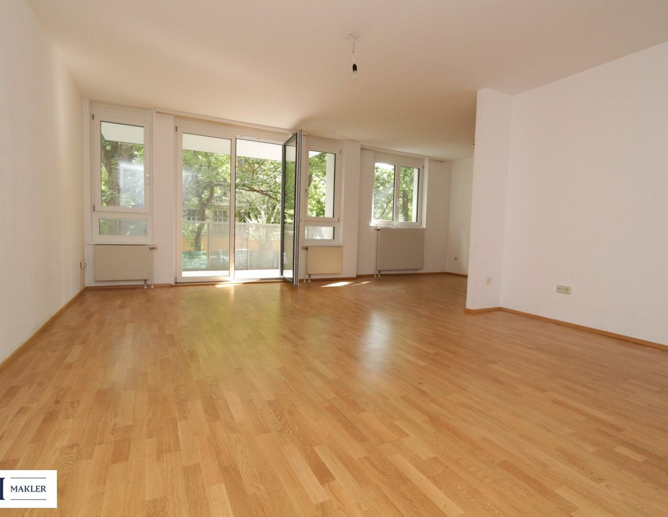 Anlagetipp! Unbefristet vermietete Neubauwohnung mit Potential in beliebter Gersthofer Lage