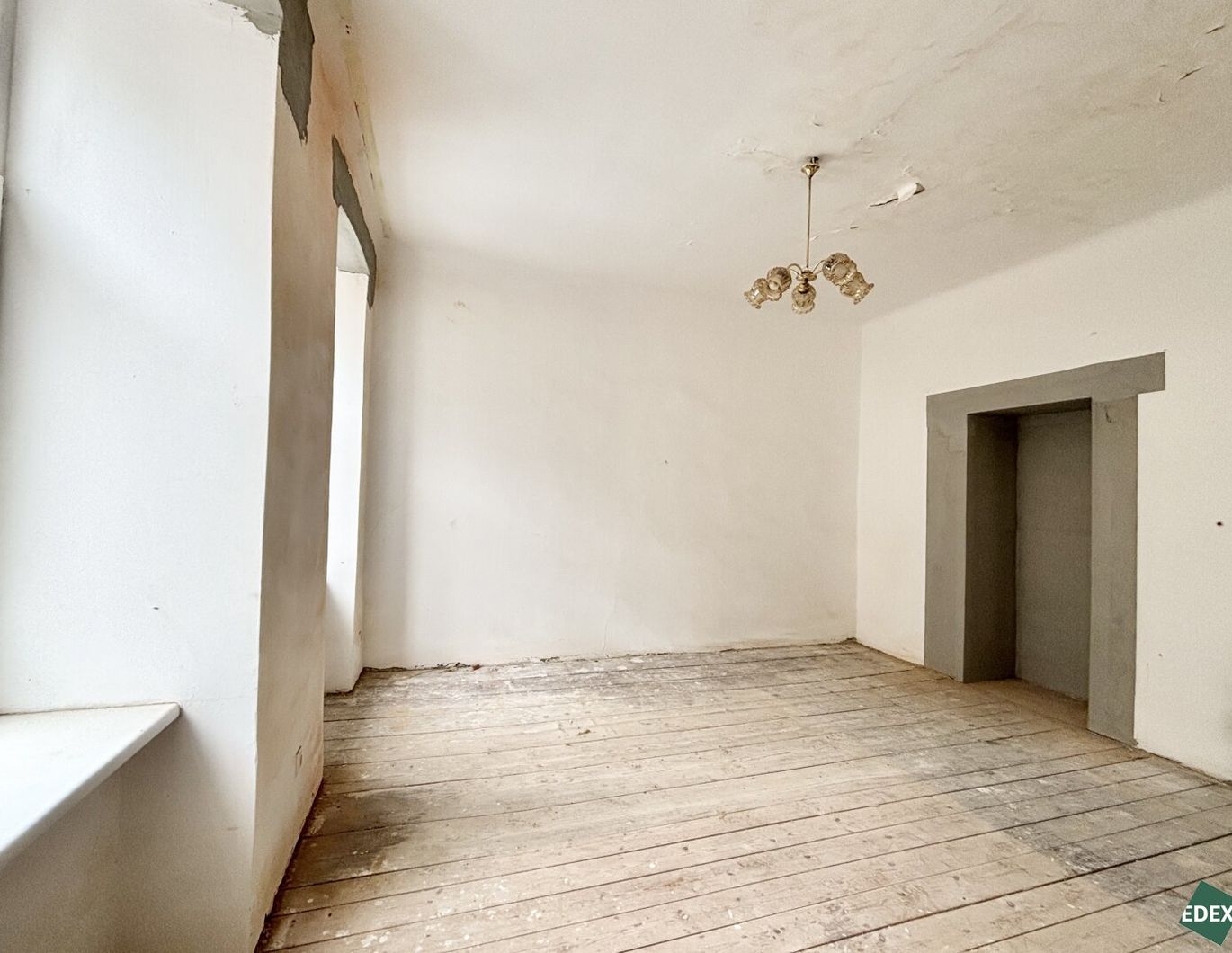 Sanierungsbedürftige 1,5-Zimmer-Altbauwohnung in guter Lage in Meidling