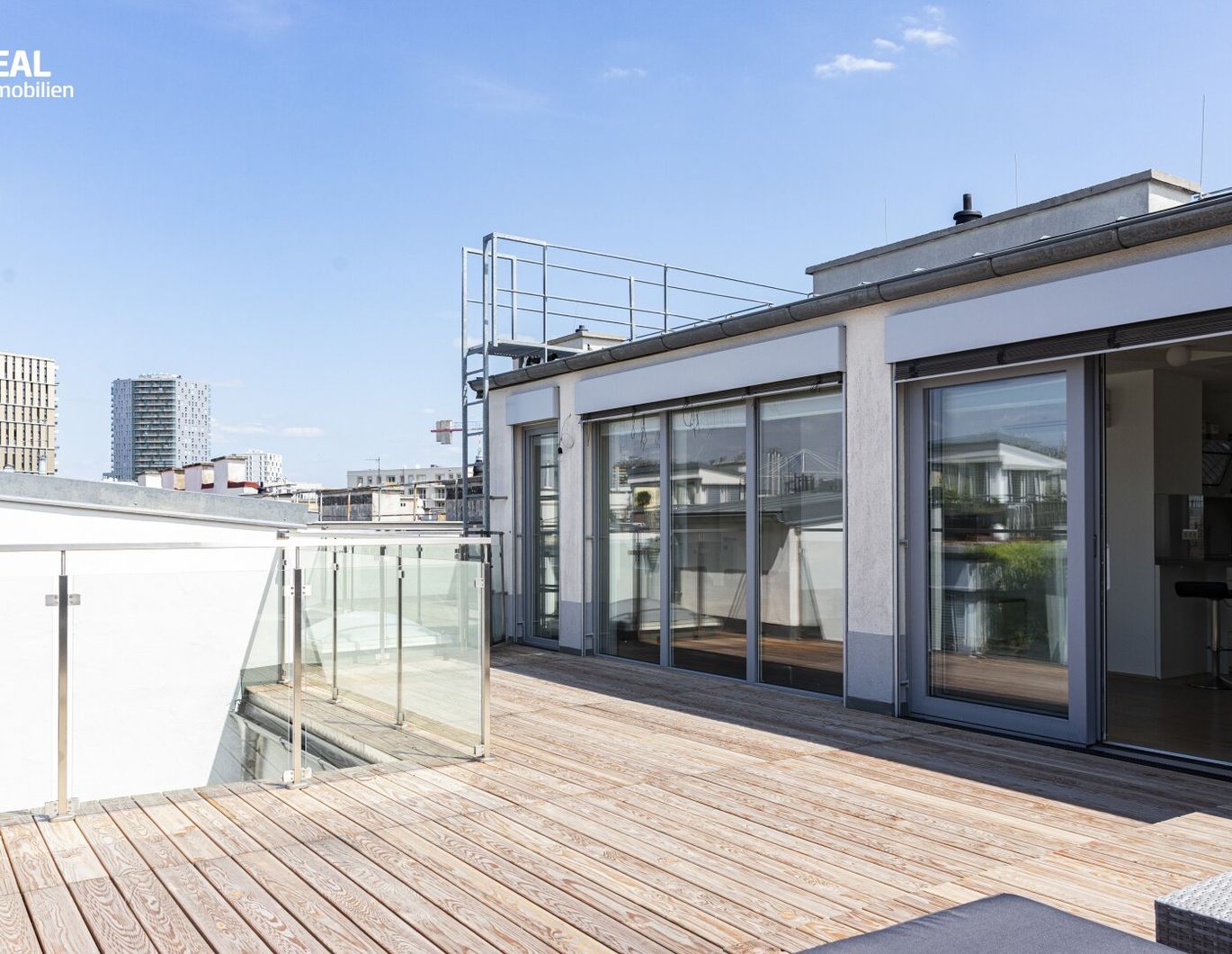 Stadtwohnung mit Wow-Effekt: Maisonette mit 53m2 Terrasse