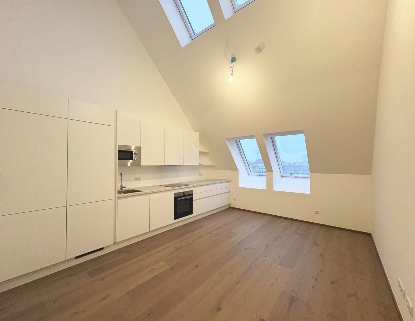 Klimatisierter Erstbezug - Hochwertige 2 Zimmer Balkonwohnung - Nähe Augarten