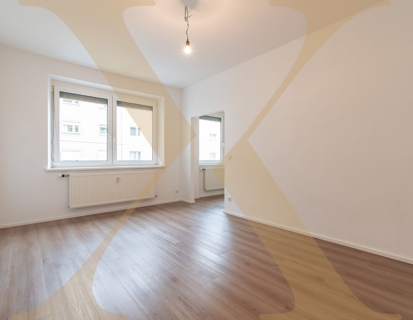 Teilsanierte 2-Zimmer-Altbauwohnung mit nagelneuer Einbauküche in Linz nähe Bahnhof zu vermieten!