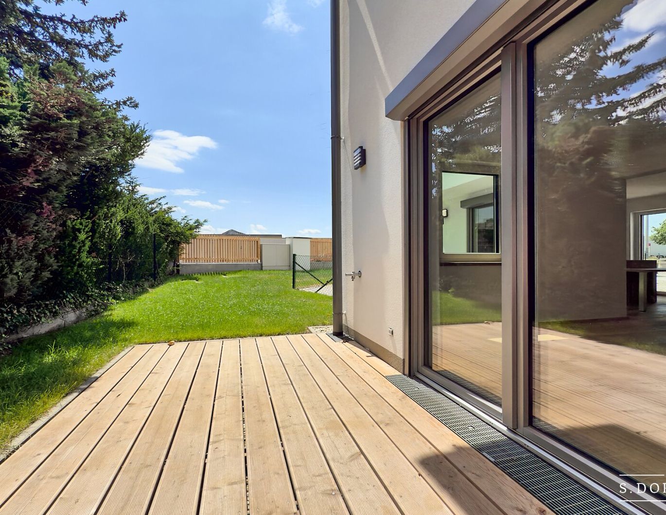 NEU! ++ NAHE U6 ++ 5 ZIMMER/ GARTEN/ 2 TERRASSEN ++ KÜCHE UND PKW-STELLPLATZ INKLUSIVE ++ 1230 WIEN ++ EIGENTUM ++