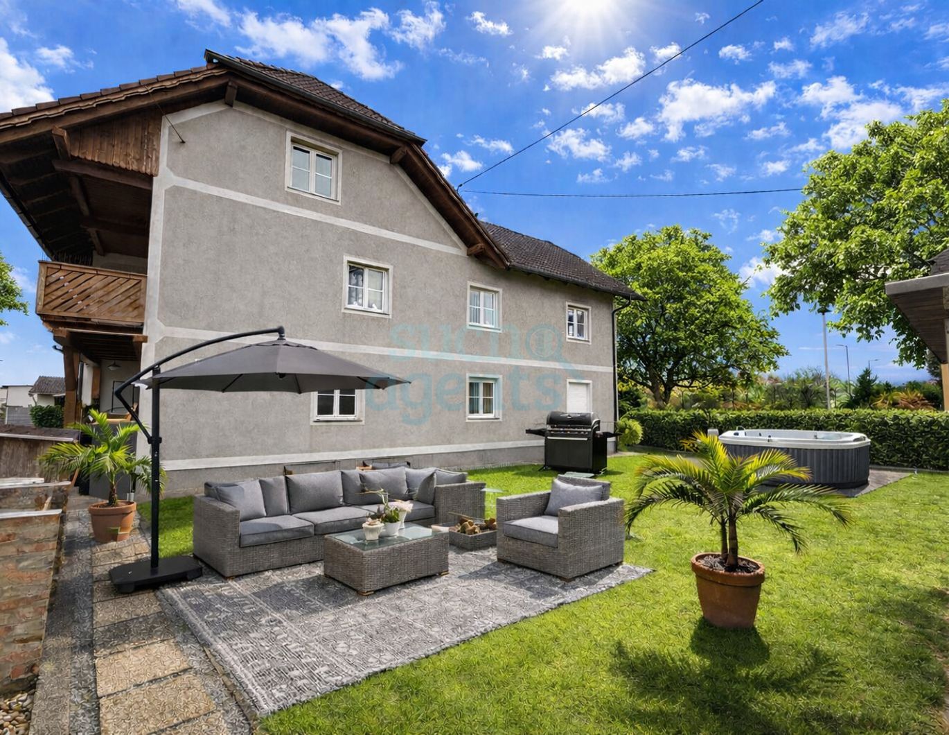 Viel Platz zum Leben: Mehrgenerationenhaus mit Garten, Wellness & Top-Lage