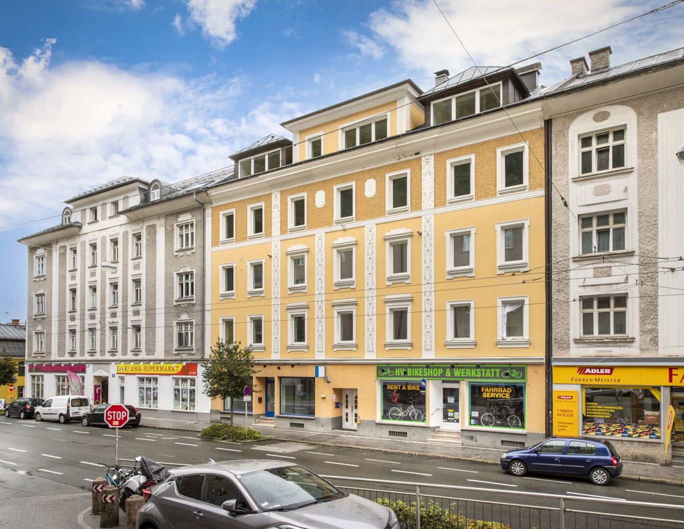 Top Anlage: 2-Zi-Wohnung + Garconnière mit Balkon im Altbau