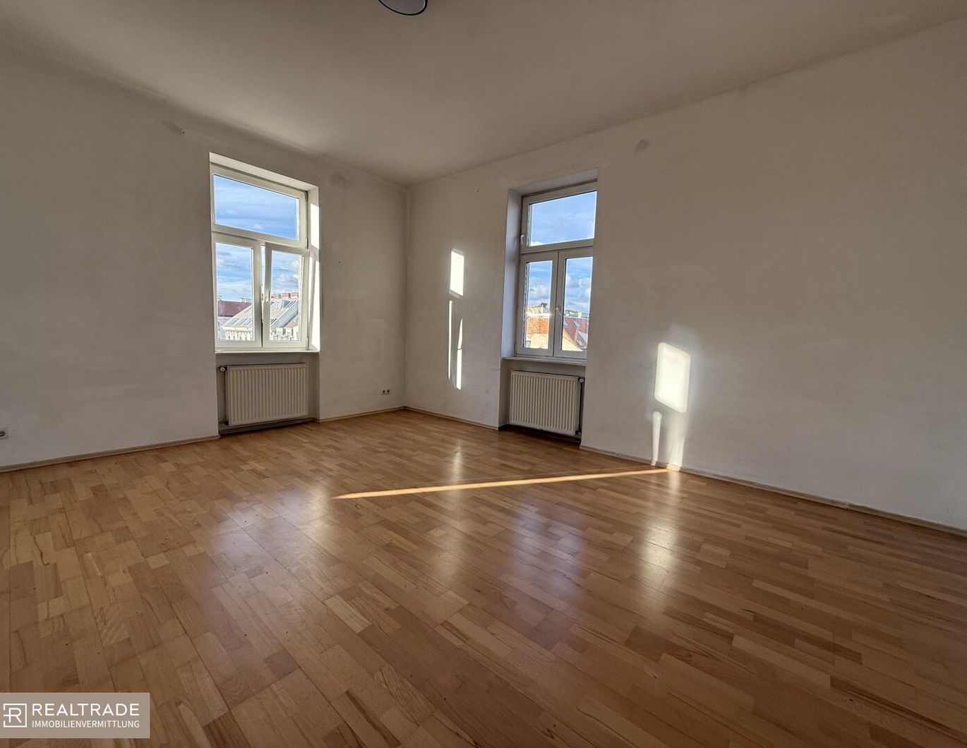 Helle 1-Zimmer-Wohnung nähe Quellenstraße / Neilreichgasse!